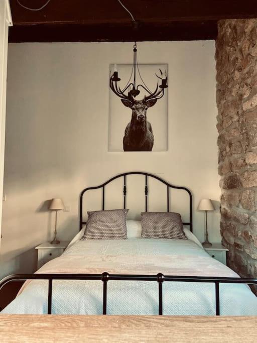 Maison Du Petit Poete Quarre-les-Tombes Bagian luar foto